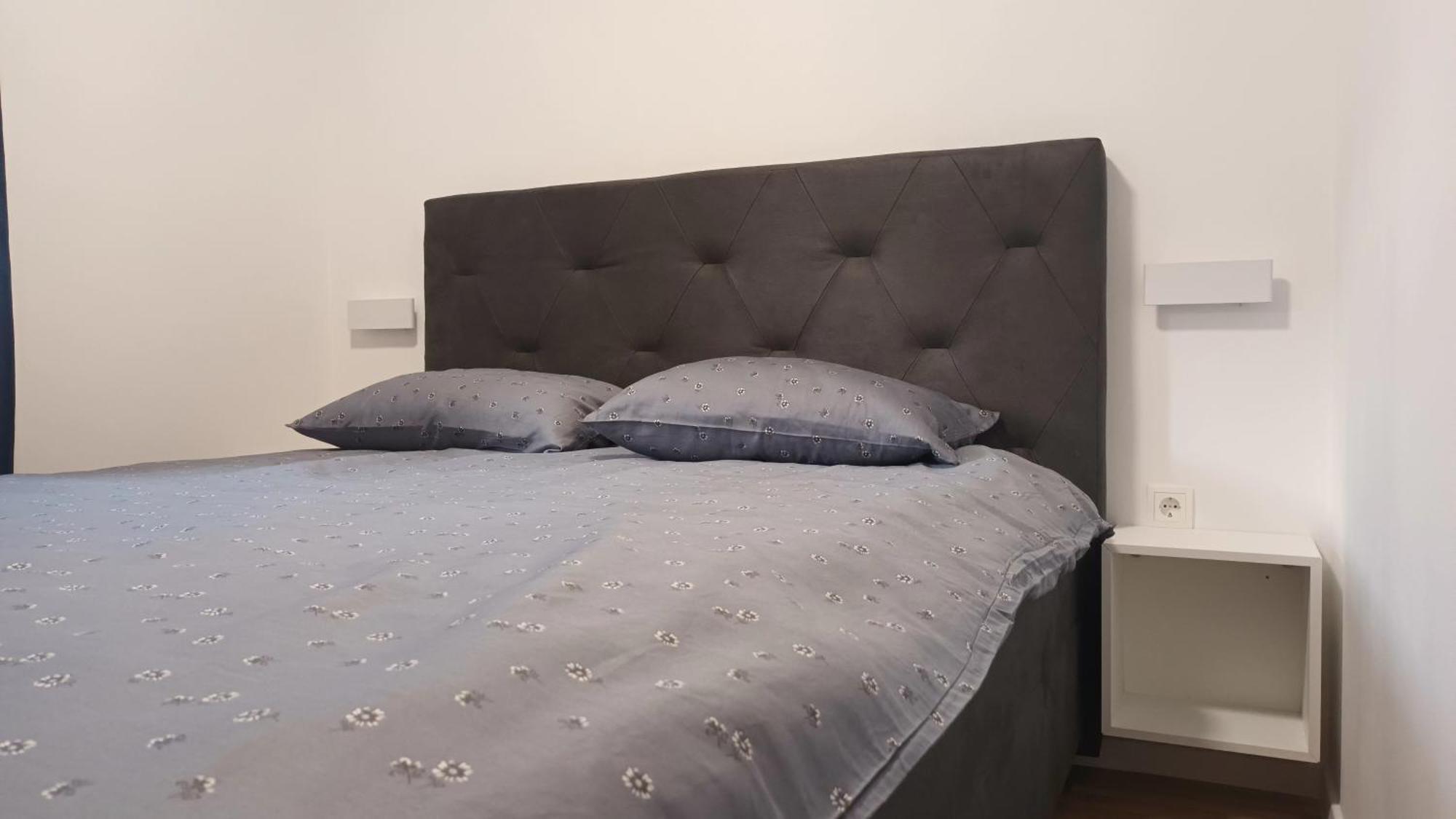 Apartman Sandra -Private Parking And Garden 扎达尔 外观 照片