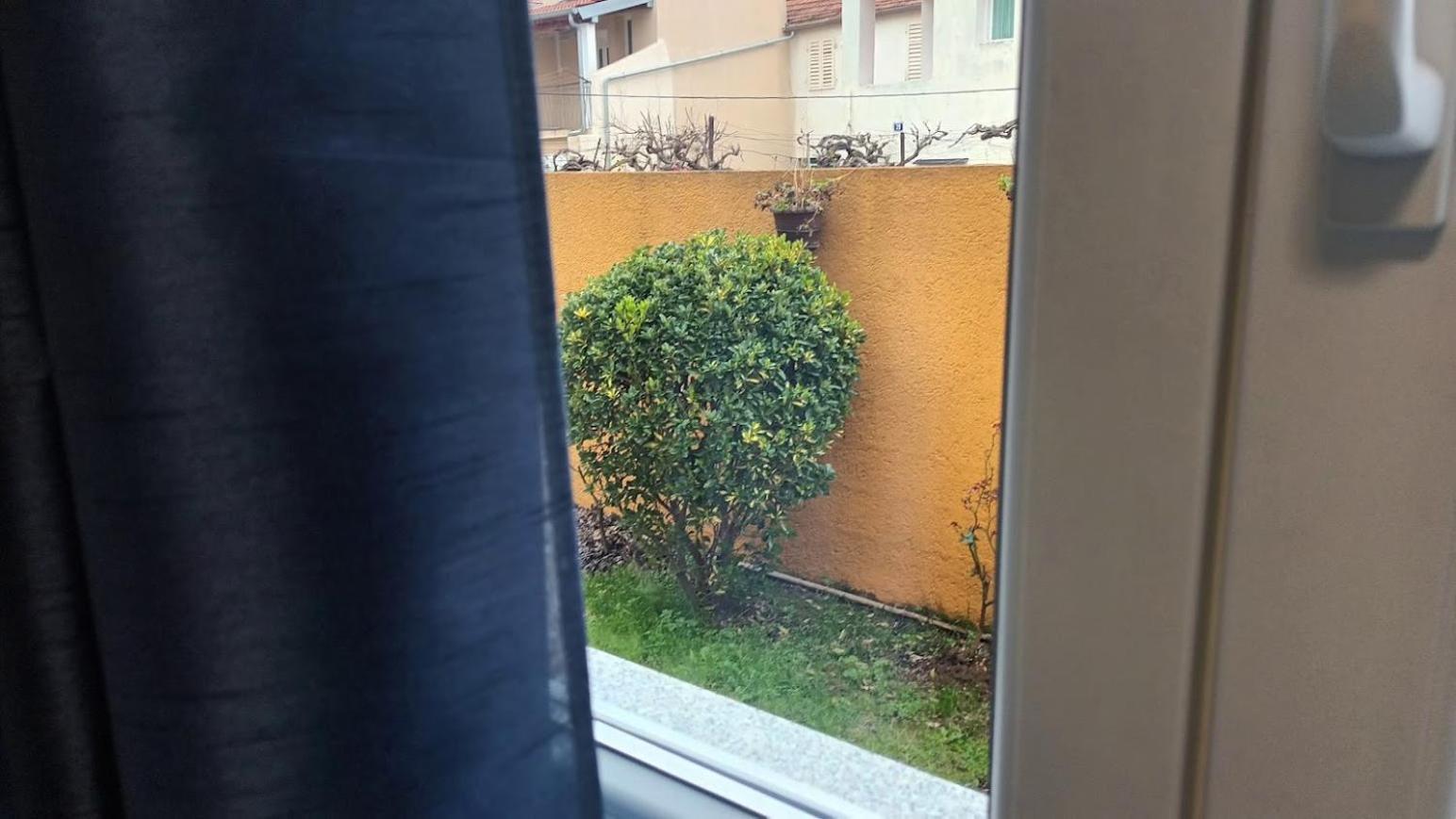 Apartman Sandra -Private Parking And Garden 扎达尔 外观 照片